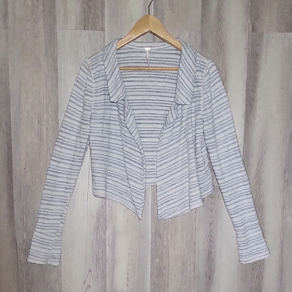 Free People Sweaters - Free People Womens Medium Cropped Open Front Cardigan‎ Stripe Metallic Eloise